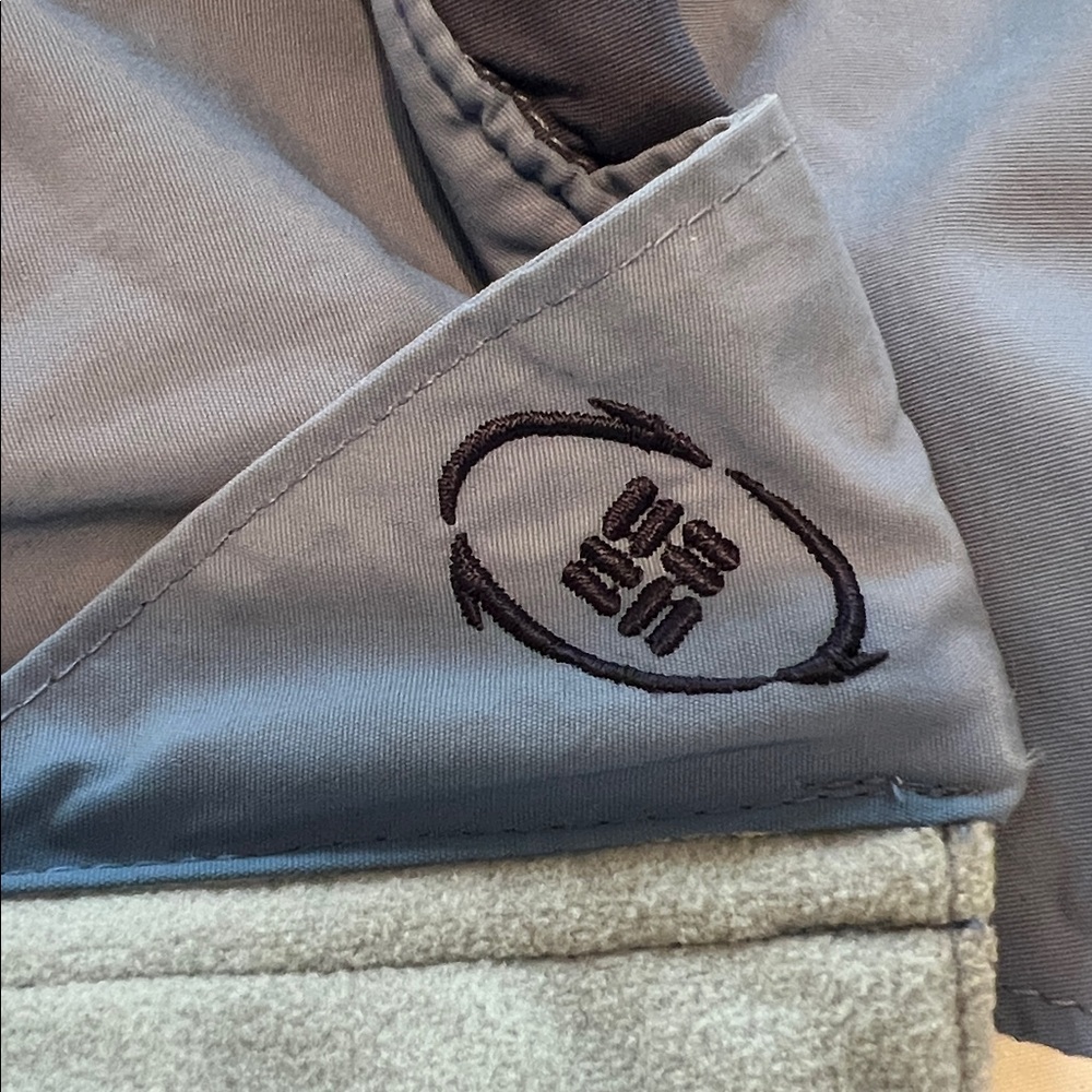 Columbia jacket. - Picture 11 of 16